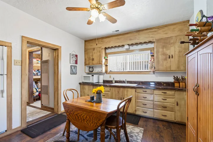499 W Center St, Marysvale, Utah 84750