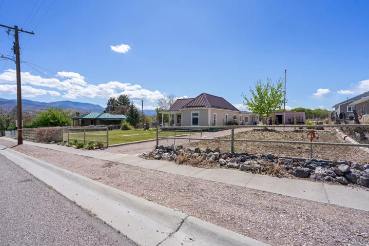 499 W Center St, Marysvale, Utah 84750