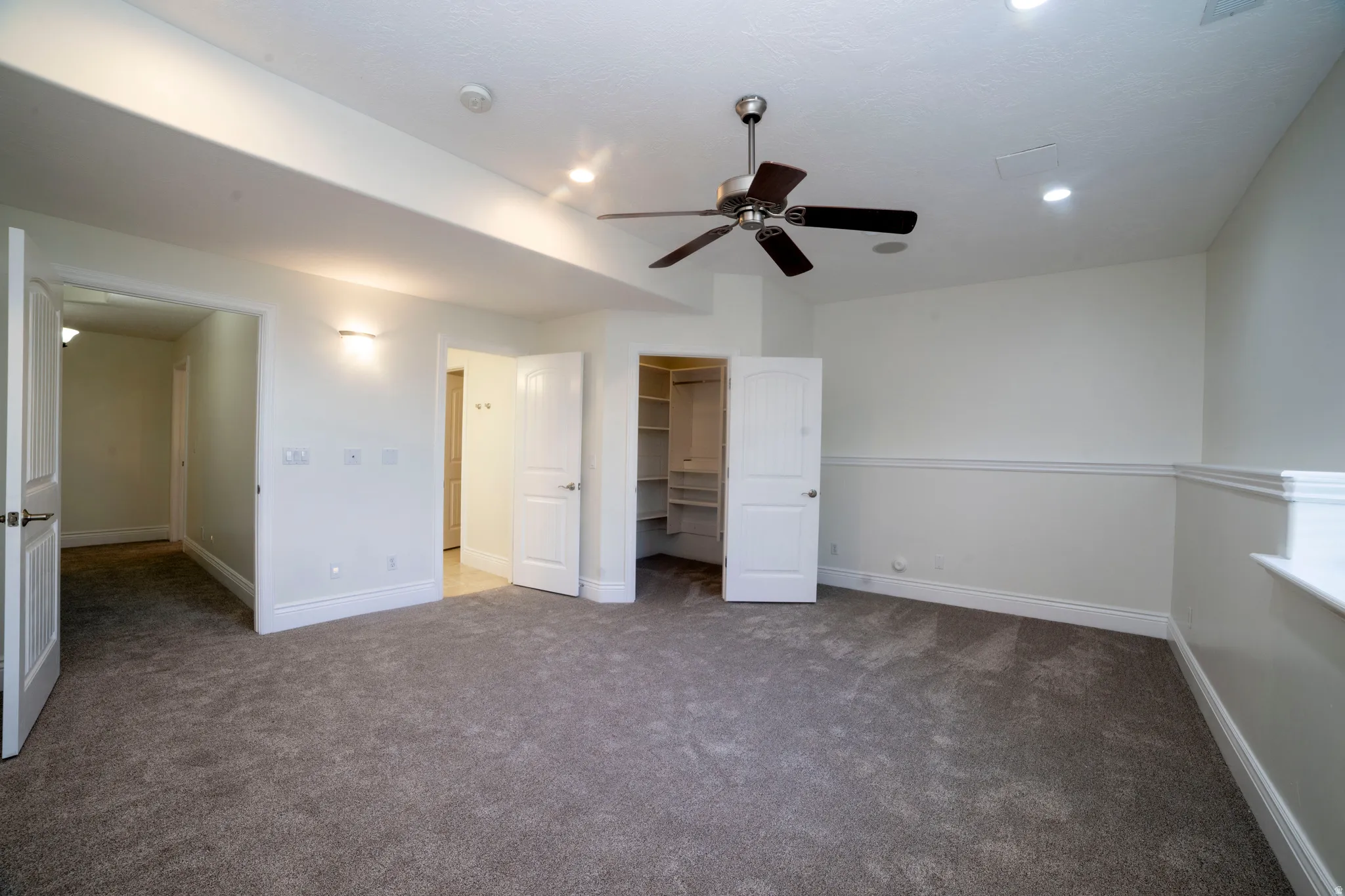 2nd basement bedroom