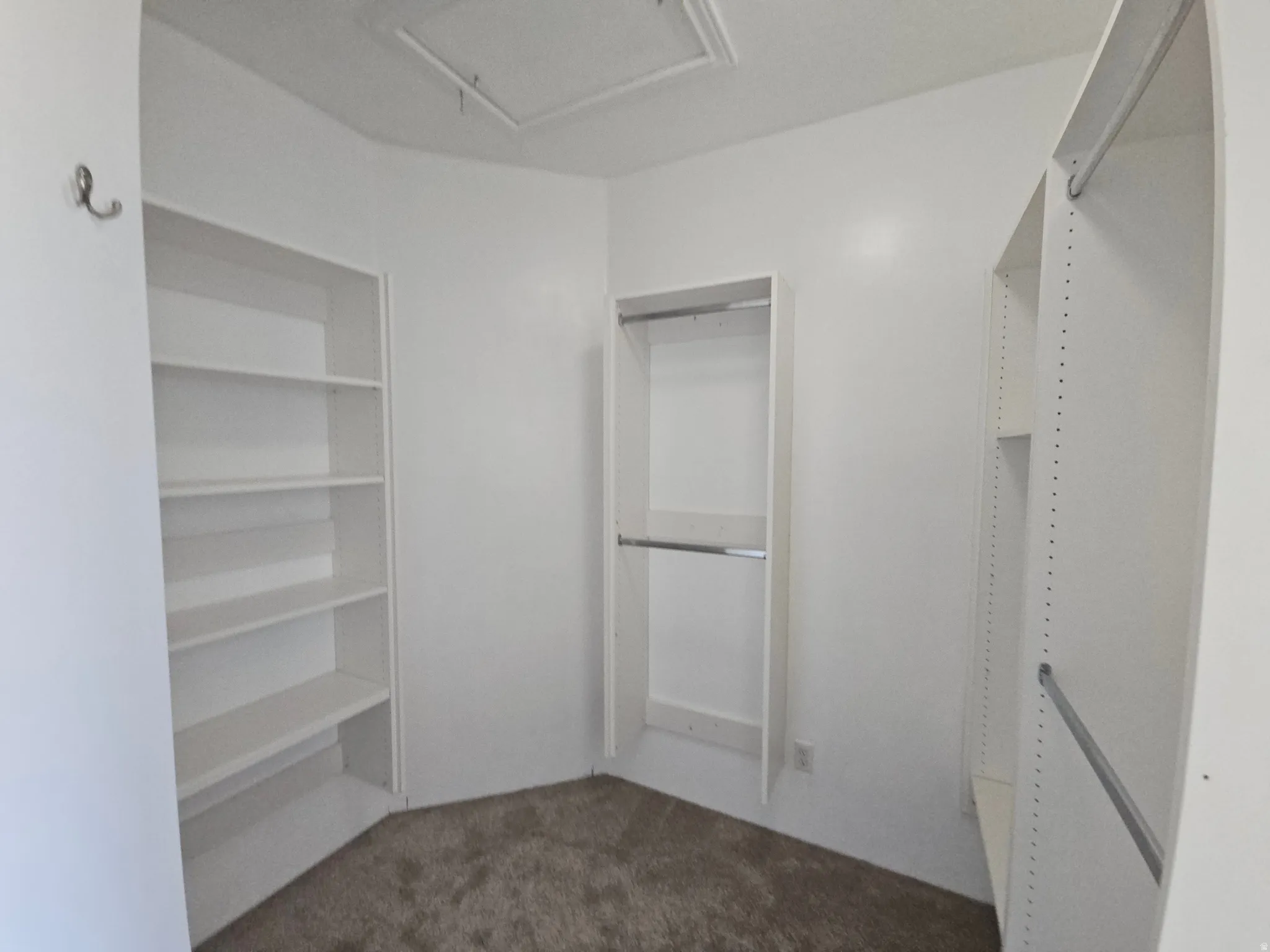 2nd Main Bedroom closet
