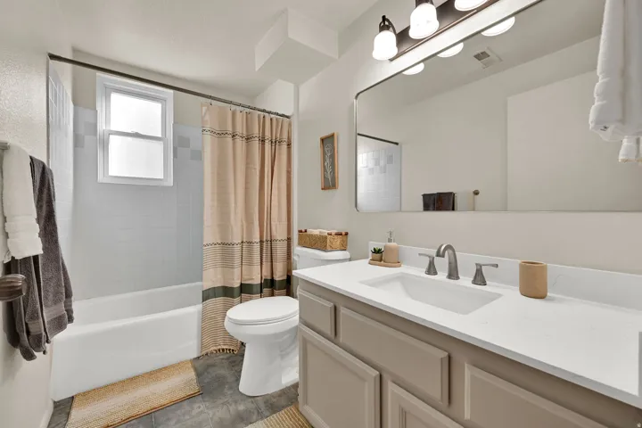Downstairs Full Bath
