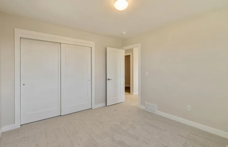 4949 Emerald Ave, Eagle Mountain, Utah 84005