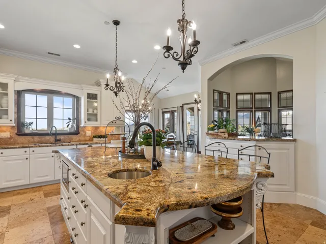 1503 E Meadow Bluff Ln, Draper, Utah 84020