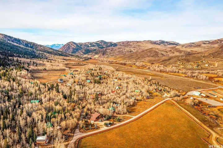 Overview of rural landscape with a mountainous background