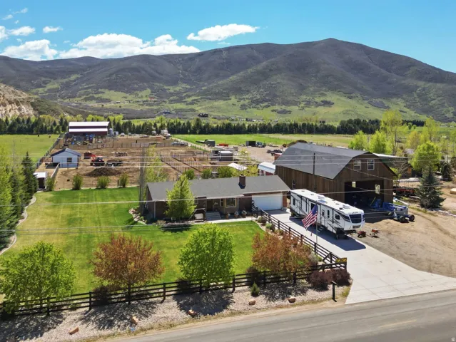 Amazing ranchette on over 3 acre with multiple outbuildings