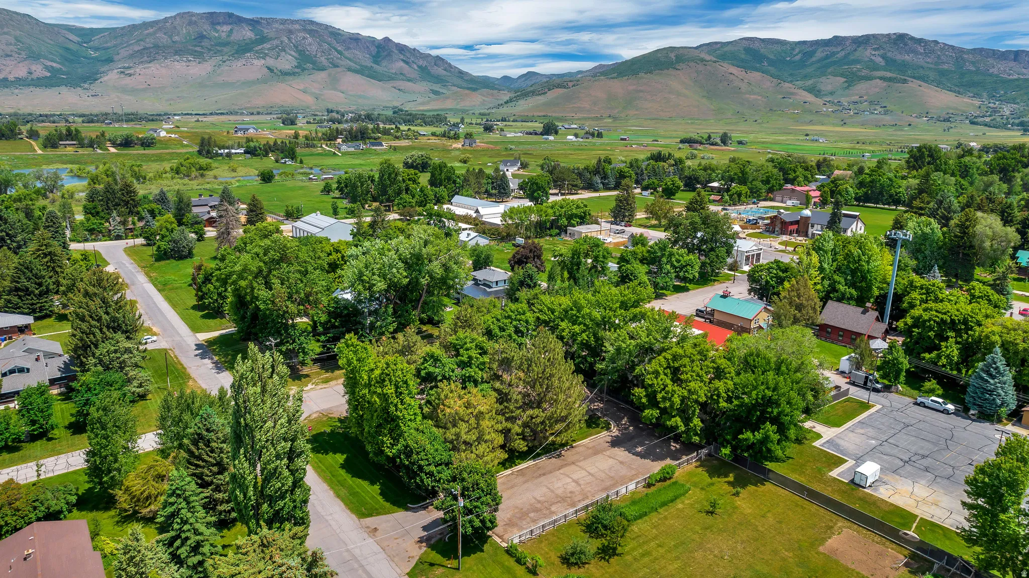 Aerial perspective of suburban area with mountains