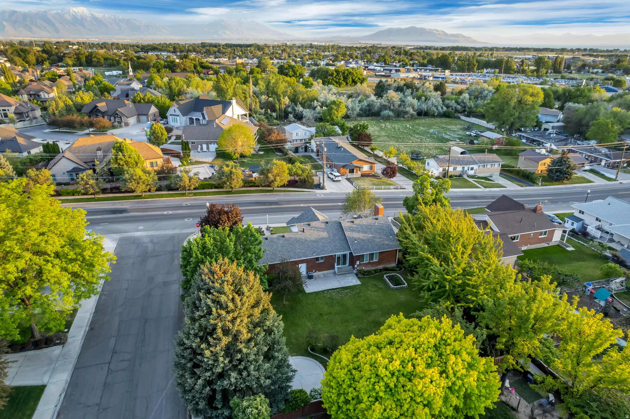 Aerial view of residential area with mountains