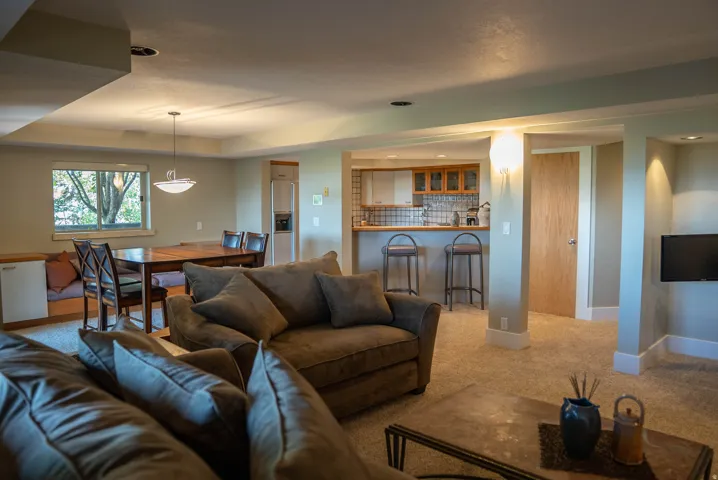 760 Maple Ln, Providence, Utah 84332