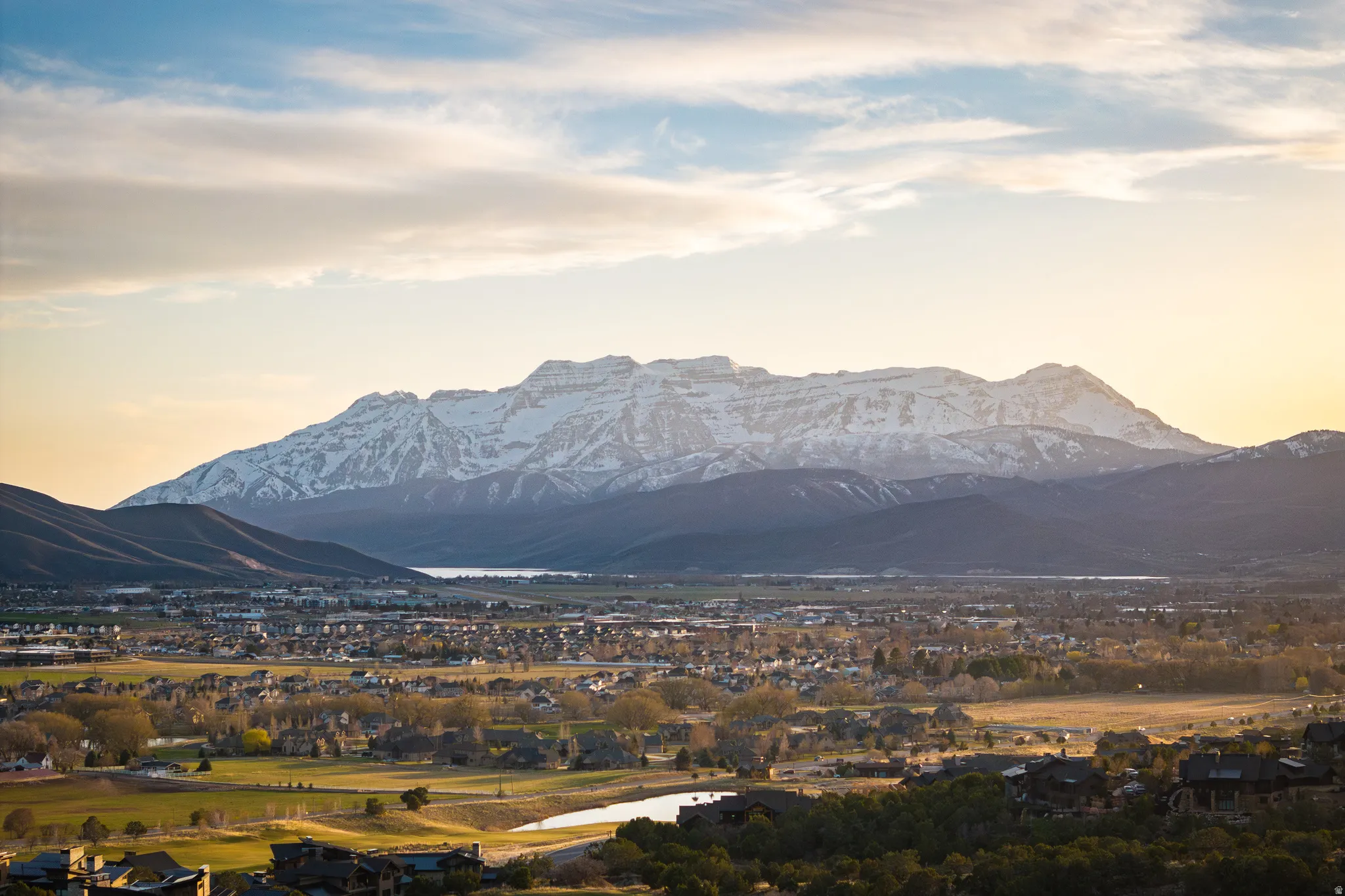 View of mountain backdrop