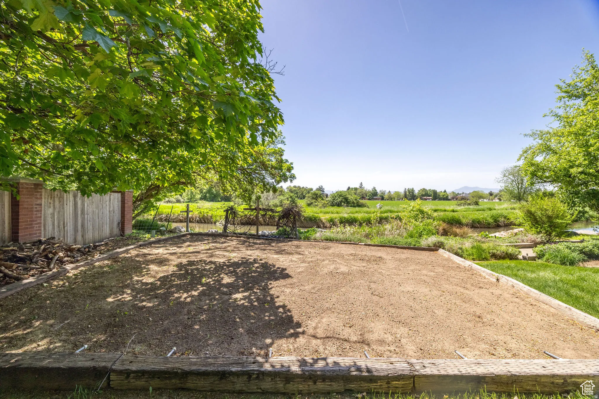 View of yard featuring a rural view