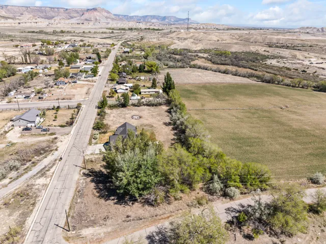 Aerial view of sparsely populated area featuring mountains