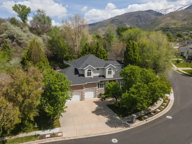 View from above of property featuring a mountain backdrop