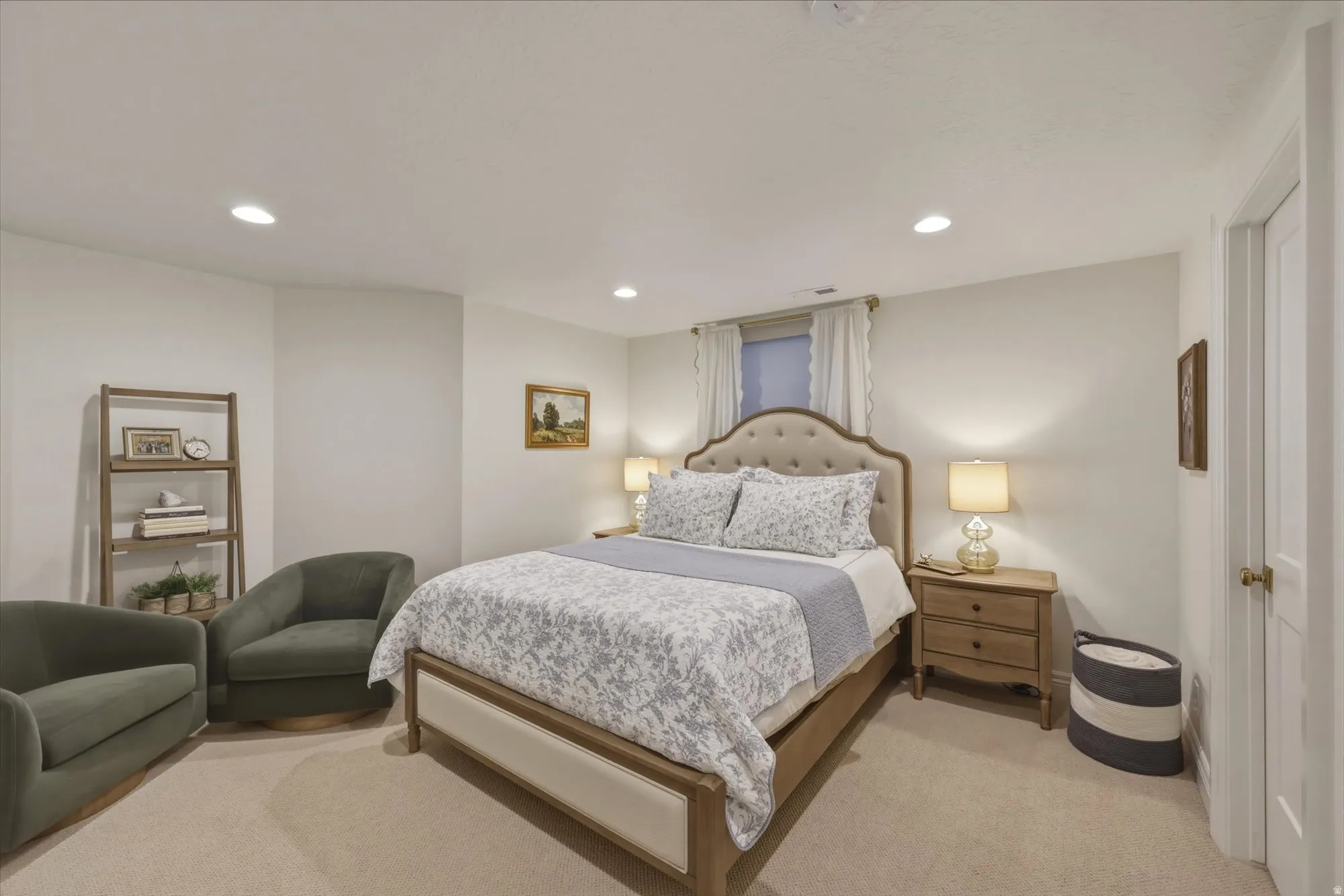Second basement bedroom