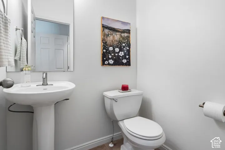 Powder room