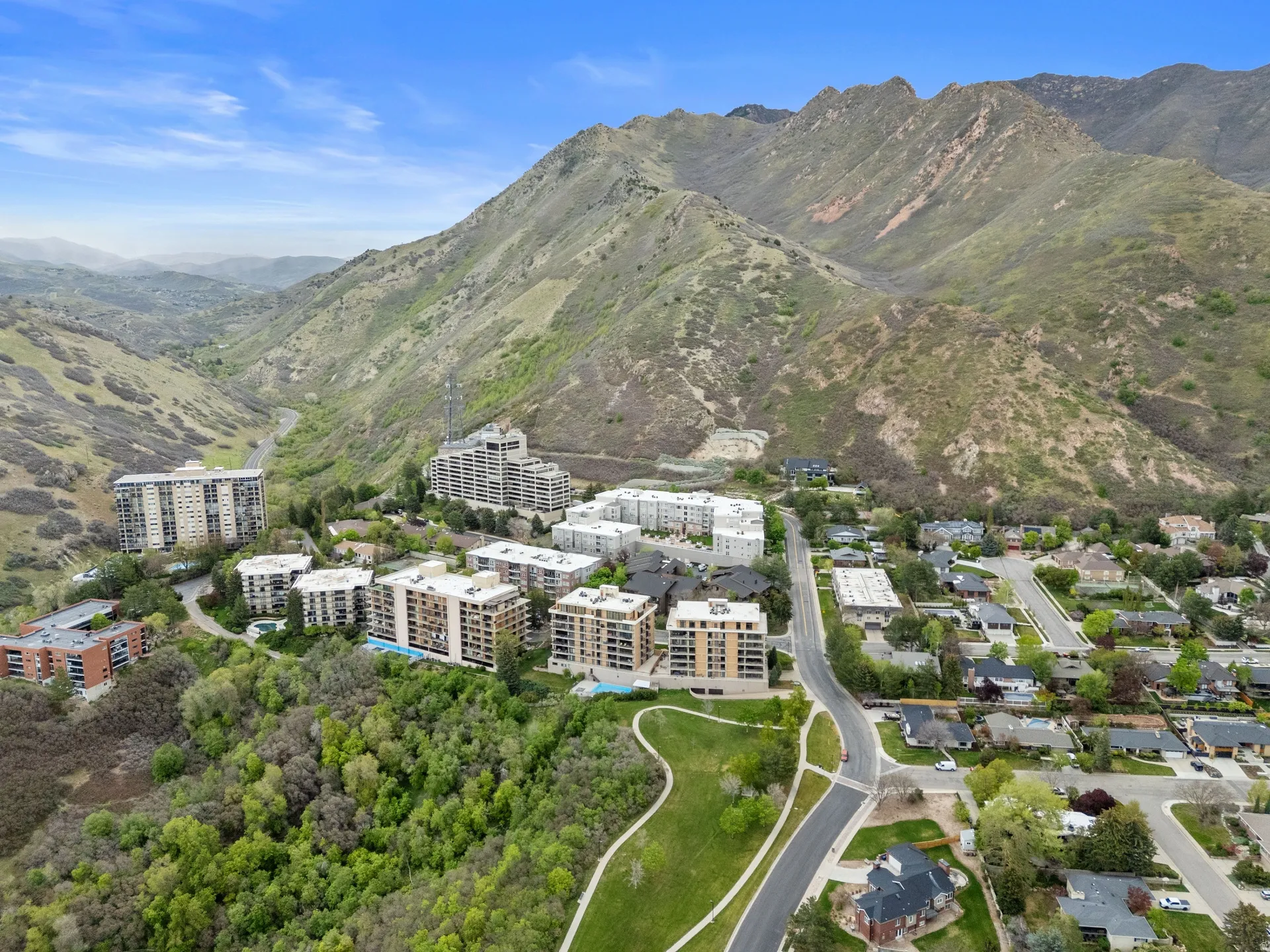 Bird's eye view of a mountain backdrop