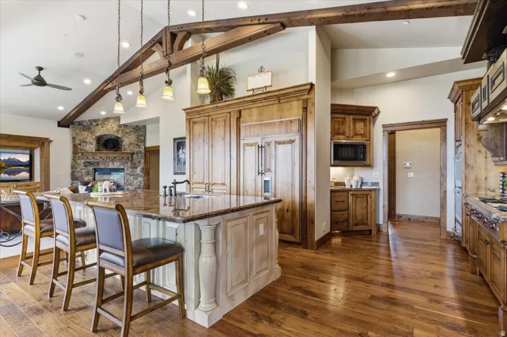 1291 S Innsbruck Dr, Huntsville, Utah 84317