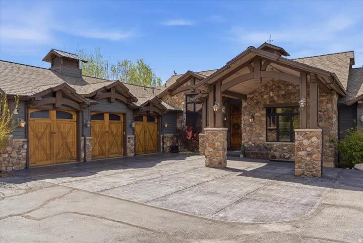 1291 S Innsbruck Dr, Huntsville, Utah 84317