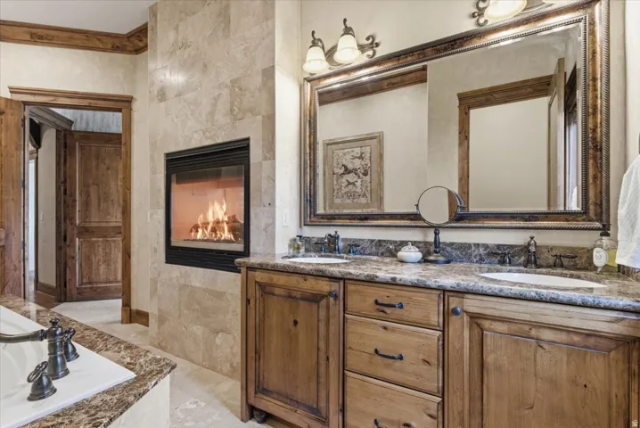 1291 S Innsbruck Dr, Huntsville, Utah 84317