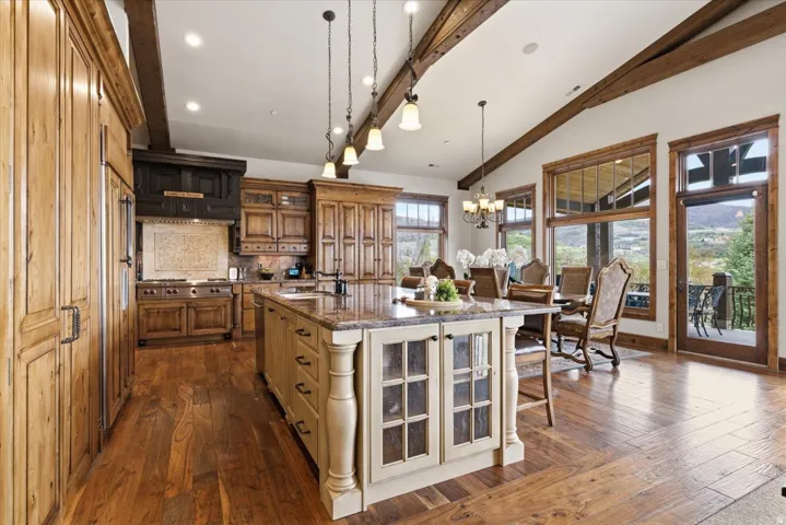 1291 S Innsbruck Dr, Huntsville, Utah 84317