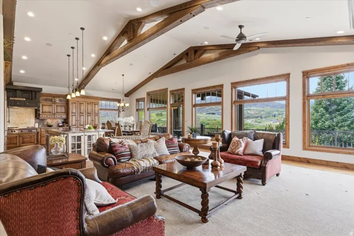 1291 S Innsbruck Dr, Huntsville, Utah 84317