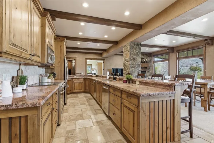 1291 S Innsbruck Dr, Huntsville, Utah 84317