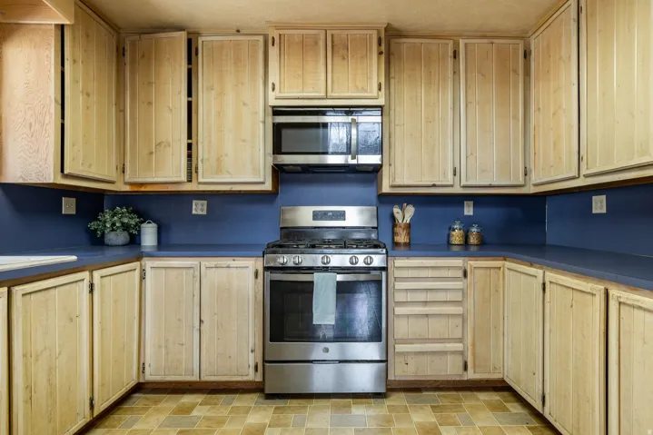 1853 Pine Loop Rd, Coalville, Utah 84017