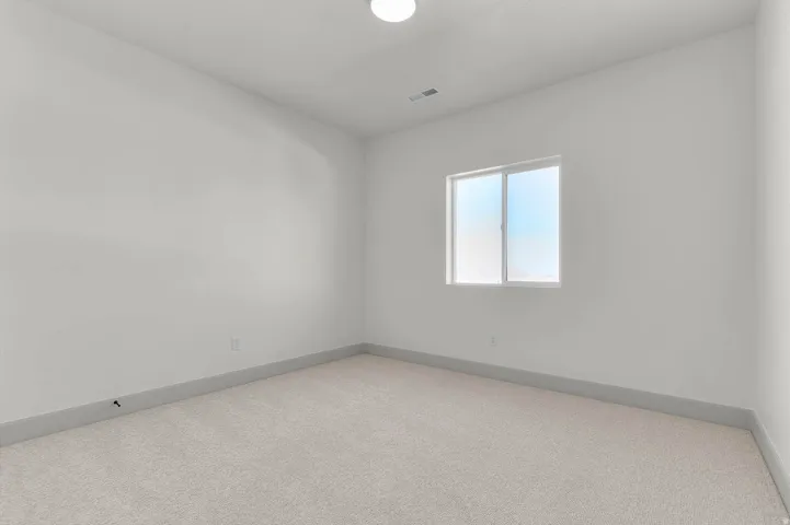 562 W Coyote Ridge Rd, Grantsville, Utah 84029
