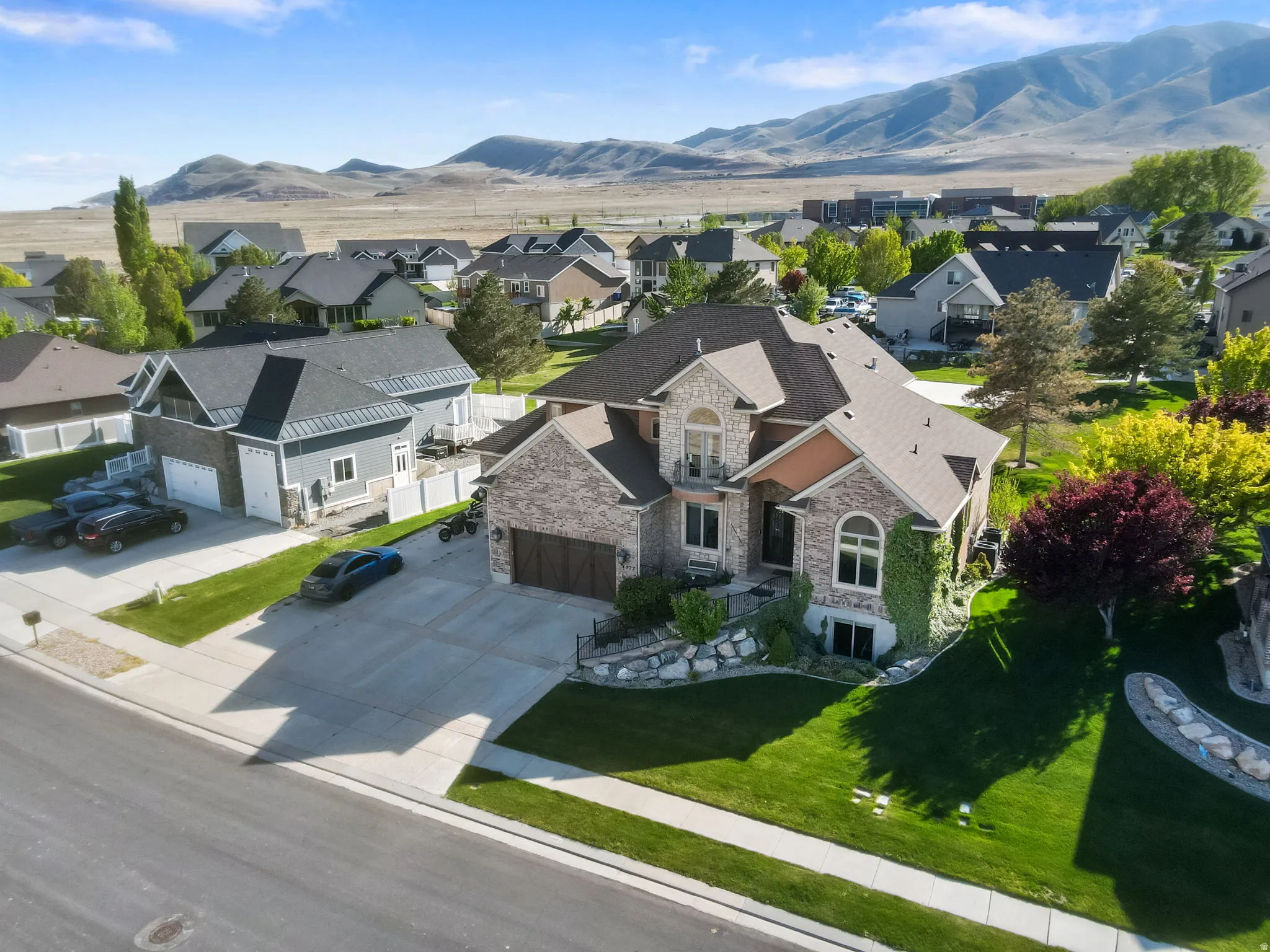 Aerial perspective of suburban area featuring mountains