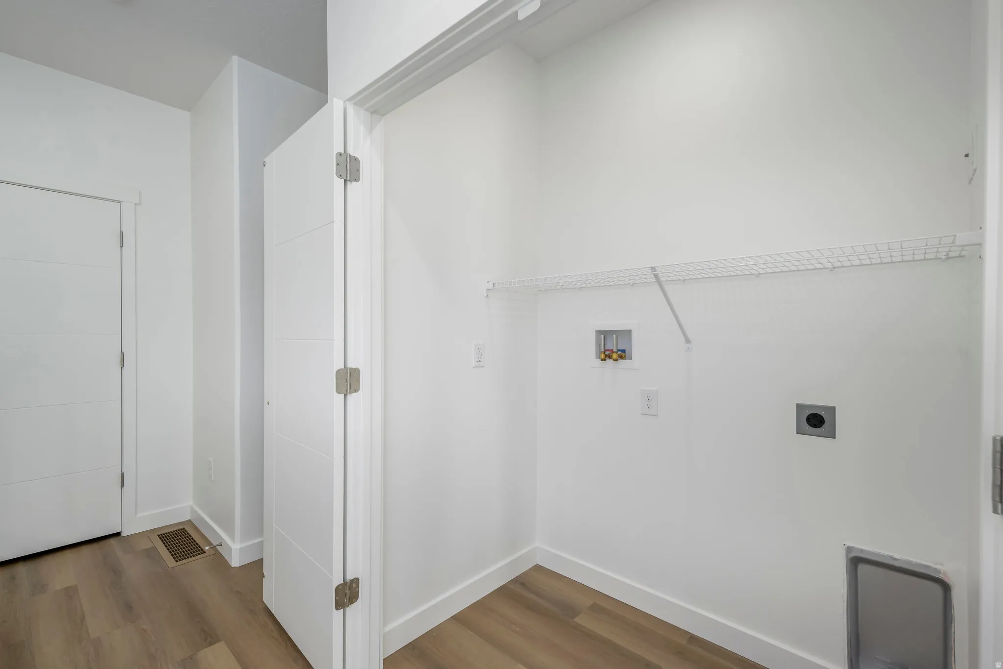 Picture of a spec home in the community. Colors will vary.