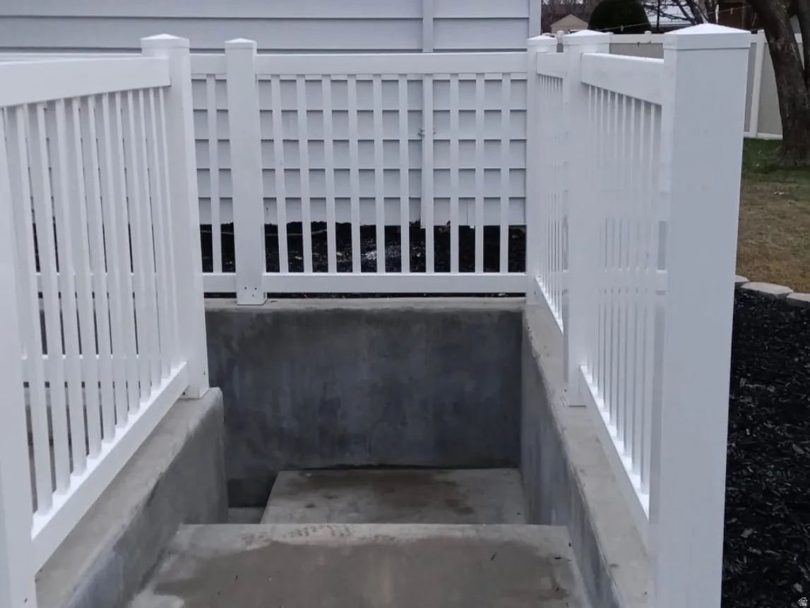 Entrance to property