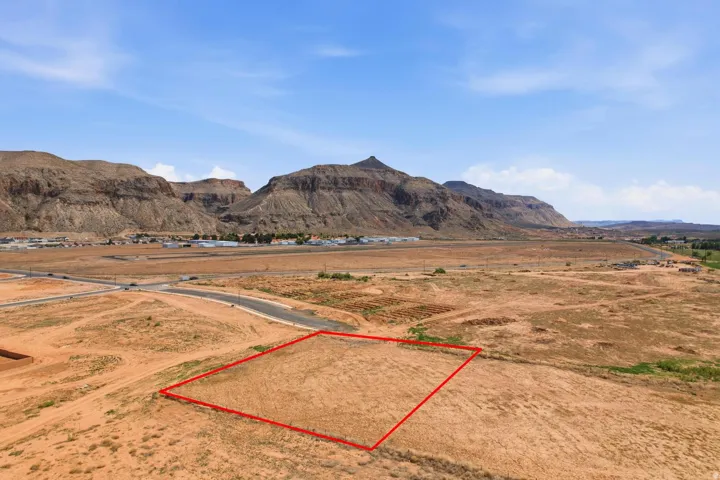 2000 S 1030 W, Hurricane, Utah 84737