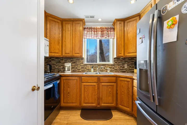30 N 300 E, Marysvale, Utah 84750