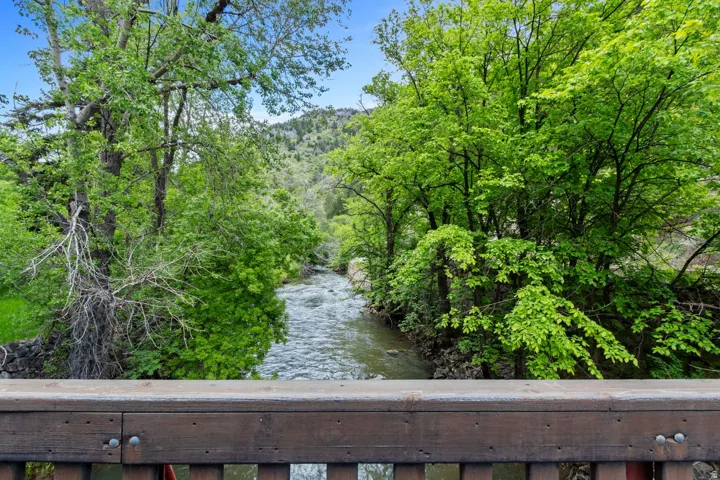 210 Ogden Cyn, Ogden, Utah 84401