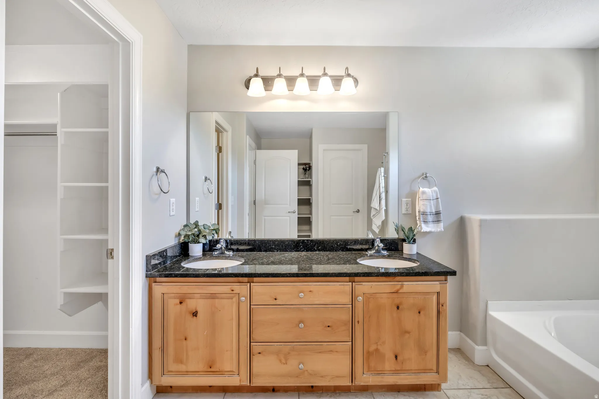 Double vanity
