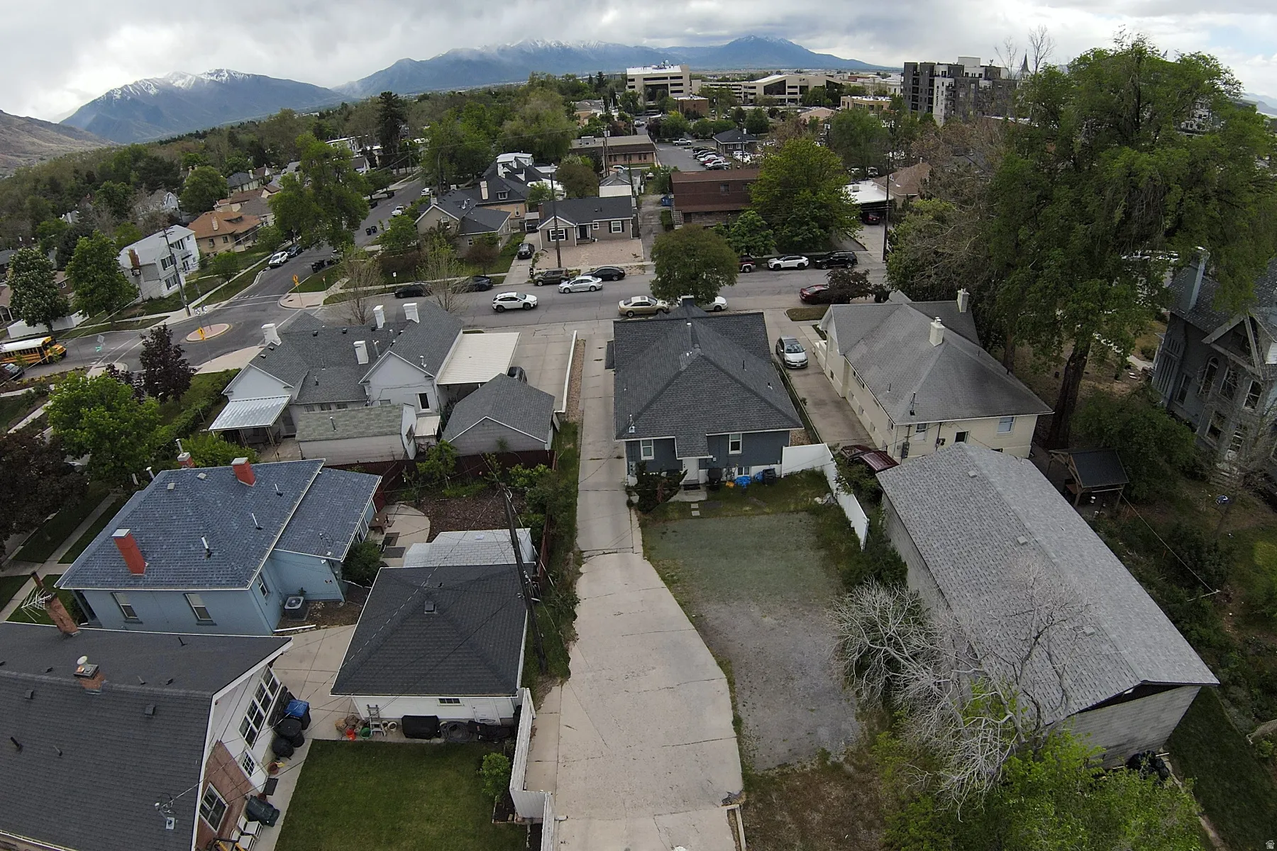 Aerial view of residential area with a mountain backdrop