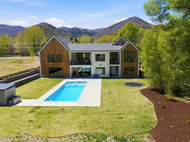 1212 N Homestead Dr, Midway, Utah 84049