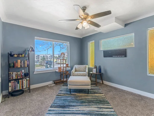 Recessed ceiling with integrated ceiling fan and lighting fixture