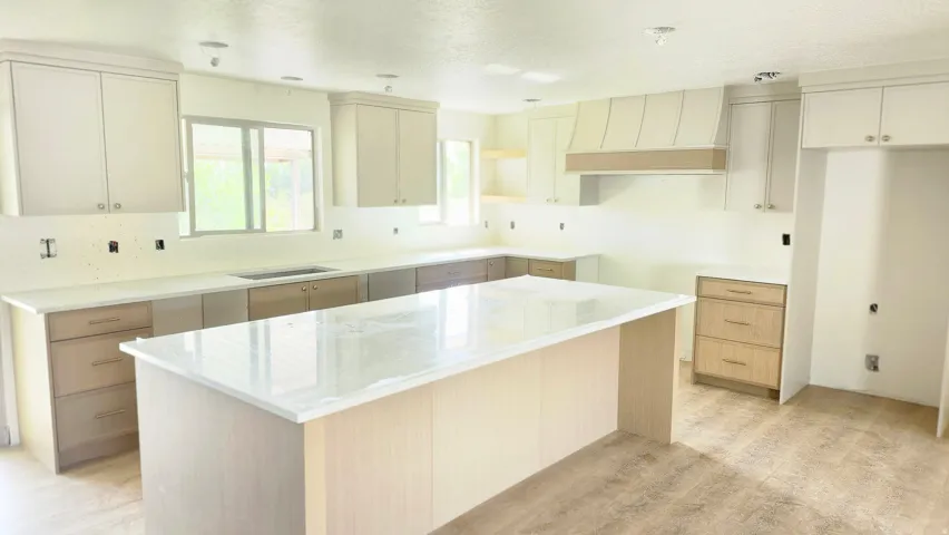 Main kitchen to be finished