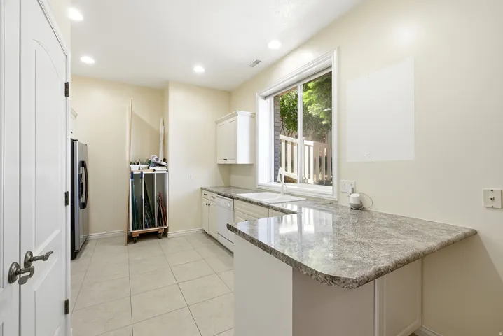 908 Fremont Rd, Bountiful, Utah 84010
