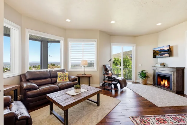 908 Fremont Rd, Bountiful, Utah 84010