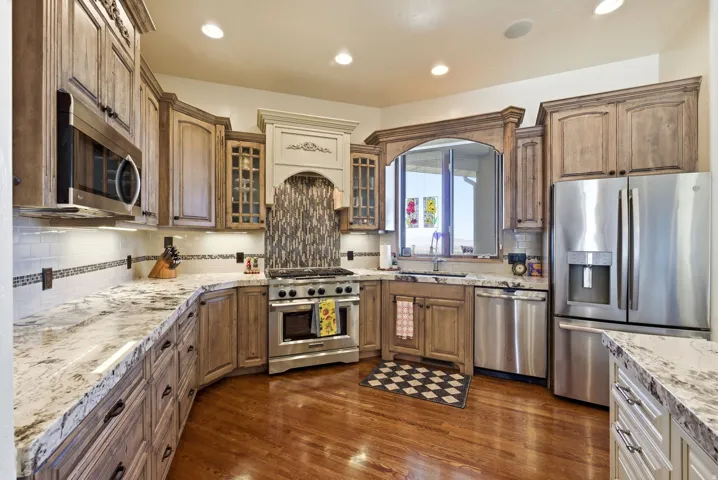 908 Fremont Rd, Bountiful, Utah 84010