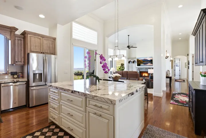 908 Fremont Rd, Bountiful, Utah 84010
