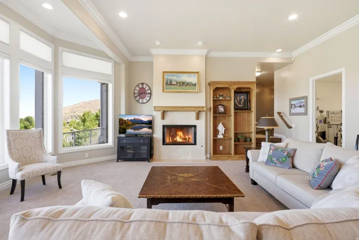 908 Fremont Rd, Bountiful, Utah 84010