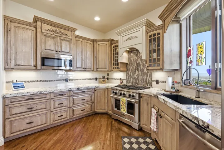 908 Fremont Rd, Bountiful, Utah 84010