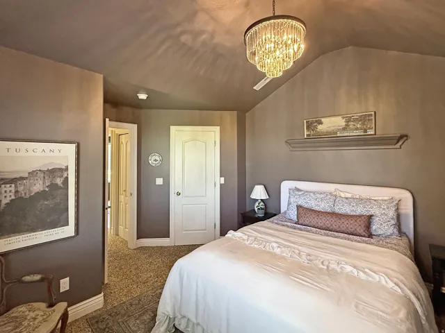 554 E 3575 N, North Ogden, Utah 84414