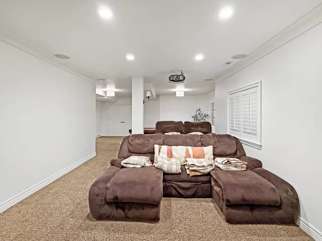 554 E 3575 N, North Ogden, Utah 84414