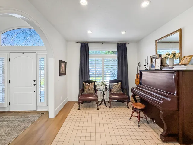 554 E 3575 N, North Ogden, Utah 84414