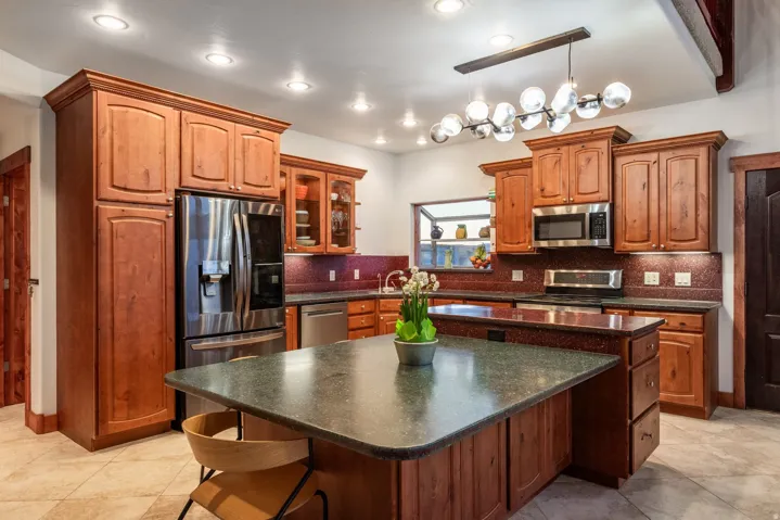 287 Crestview Dr, Coalville, Utah 84017