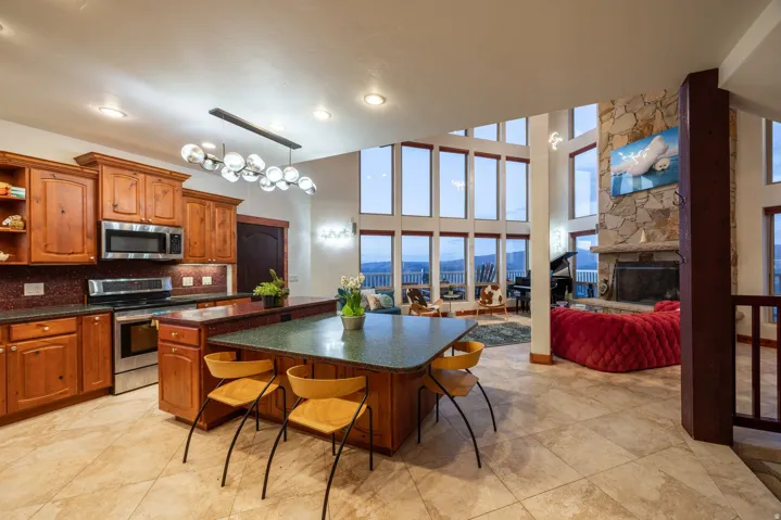 287 Crestview Dr, Coalville, Utah 84017
