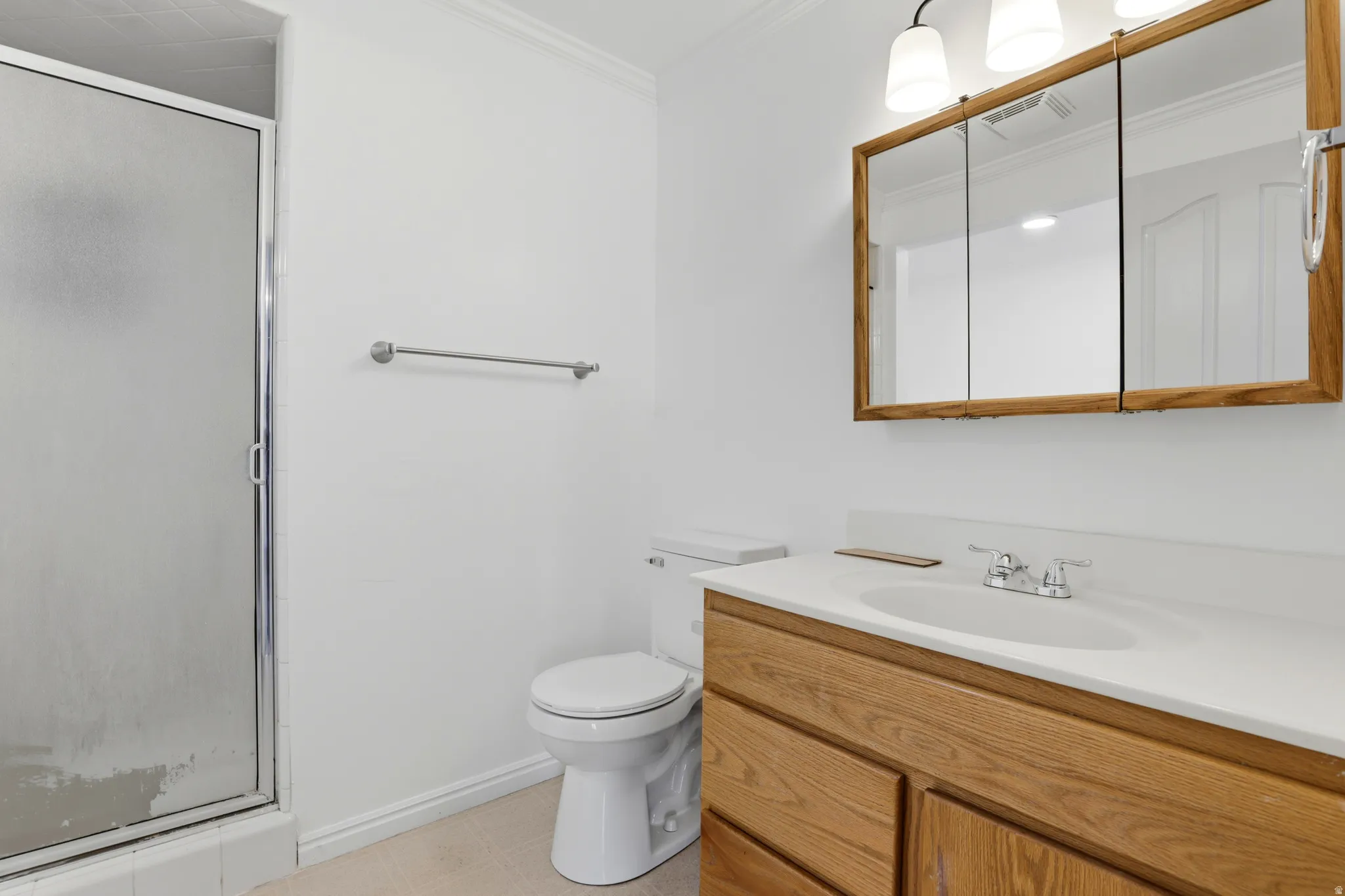 Master bath with jetted tub and shower